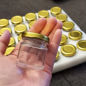 1.5oz Mini Round Glass Jars with Screw Cap Lid Hot Stamping for Spices Herbs Candy Jams Crafts Wedding Party Favors and Decor