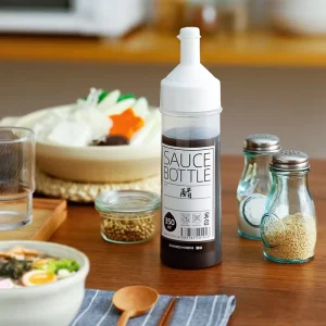 350ml Minimalist Plastic Injection Molded Eco friendly Portable Condiment Squeeze Bottle Freshness Preservation for Kitchen Use