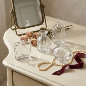 Assorted Shapes Clear Glass Reed Diffuser Bottle Empty Aroma Clear Glass Cosmetic Jar for Home