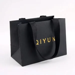 Black White Thick Matte Art Paper Gift Shopping Bags with Custom Logo for Retail