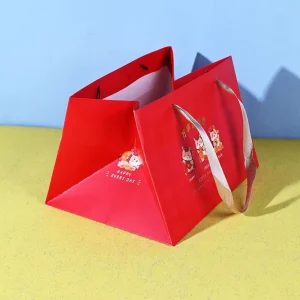 Box Printing Custom Eco Friendly Big Size FSC RoHS Recyclable Folding Square Bottom Cardboard Coated Paper Bags with Handle