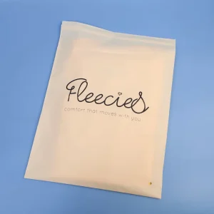 Clothing Packaging Self Adhesive Bag Custom Printed Plastic Garment Bag CPE Apparel Poly Bag for T shirt Pants Hoodie Packaging