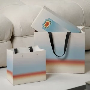 Custom Durable Eco Friendly Recycled Paperboard Classic Gift Bag Folding Structure Matte Lamination Ribbon Handle Candle Craft