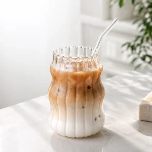 Custom Logo 530ml Wavy Ribbed Clear Cylinder Glass Jar Bottle Container Beverage Juice Coffee Milk Food Packaging