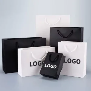Custom Logo Luxury White Cardboard Paper Shopping Bags for Clothing Shoe Boutique Printed Gift Carrier Bags