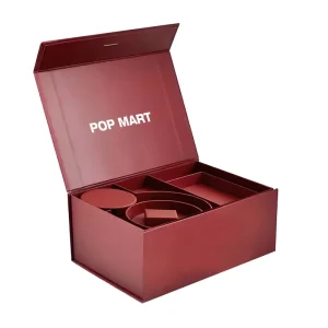 Custom Logo Red Recyclable Waterproof Matt Lamination Sponge Lining Folding Rigid Packaging Boxes Magnetic Closure Luxury Gift