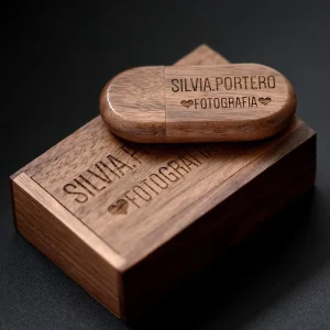 Custom Logo Wooden Pen Drive With USB 2.0 3.0 Interface Stock Wooden Gift Box With Laser Engraved Logo Wood Flash Drive