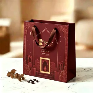 Custom Luxury A5 Size Arabic Style Red Paper Gift Bag with Gold Foil Logo for Ramadan Perfume Packaging