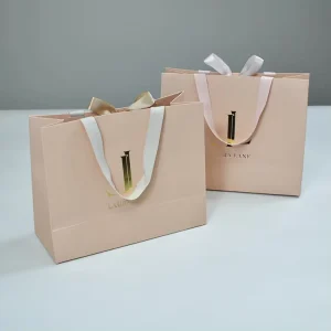 Custom Luxury Paper Bag for Clothing Durable Paper Shopping Bag for Garment Ribbon Paper Packaging Bag