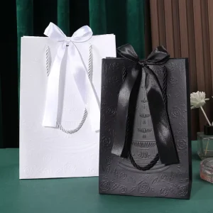 Custom Paper Bags Cardboard Luxury White Kraft Paper Gift Bag With Ribbon Handle for Shopping Bag
