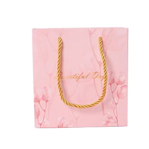 Customizable Luxury Personalized Eco Friendly Durable Kraft Paper Bags for Classic Wedding Favors Gift Bags
