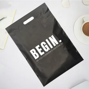 Customized Logo Print Standard Size High Quality Heavy Duty Plastic Shopping Bag With Handle