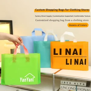 Eco Recyclable Frosted Custom Logo Durable Plastic Bags 1pcs MOQ Die Cut Handle T Shirt Boutique Retail Supermarket Shopping