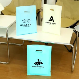 Eco Recyclable T Shirt Bags Custom Logo 1pcs MOQ Premium Garment Packaging for Supermarket & Boutique Retail Brands