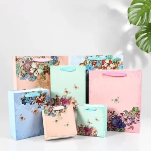Floral Butterfly Print Paper Gift Bags Multi Color Portable Handheld Shopping Packaging Tote Bag Custom Logo