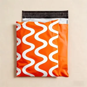 High Quantity Custom Logo Silk Screen Printed Eco friendly 2 Mil LDPE Resealable Self Adhesive Seal Express Mailer Bags Socks
