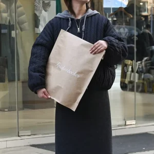 Luxury Eco friendly Recyclable Paper Waterproof Durable Bag for Clothing & Shoes Shopping Custom Size