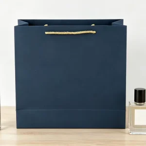 Luxury Gold Rim Paper Gift Bags Custom Logo High End Decorative Shopping Carrier Bags Manufacturer China