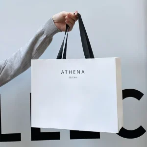 Luxury Kraft Paper Gift Bag with Personalized Logo Durable Cotton Rope Handle Eco Friendly for Fashion Retail & Hospitality