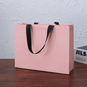 Luxury Paperboard Tote Bags Ribbon Handle No Waistline Custom Logo Printing for High end Garment Store Cosmetics Gift