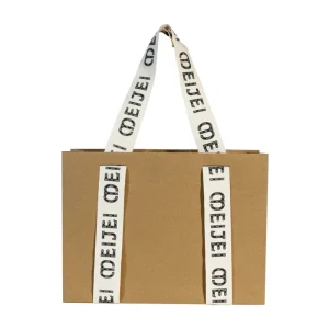 Luxury Printed Ribbon Handle Recyclable Classic Paperboard Shopping Gift Bags Customizable Logo Lamination Clothes Candle Craft