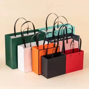 MU High Quality Plastic Handle Paper Print Bag Small Gift Shopping Cardboard Paper Bag Luxury Paper Bag