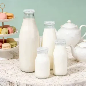 Milk Bottle Reusable Clear Glass Dairy Bottle with Plastic Lid Fresh Yogurt Container for Farm Milk Bar Custom Logo Acceptable