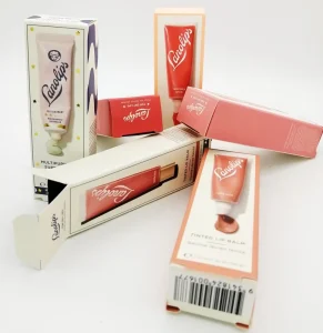OEM Customized Eco friendly Matt Lamination Embossing Printed Paper Cardboard Boxes for Cosmetic Storage Packaging Set
