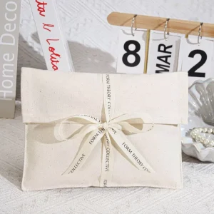 Organic Natural Canvas Gift Packaging Pouch with Ribbon Custom Logo Canvas Cosmetic Skincare Notebook Envelope Dust Bag