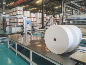 PP SSS SSSS Breathable Waterproof Anti UV Nonwoven 10gsm-23gsm 100% Polypropylene Spun Bonded Fabric Roll for Baby Diaper