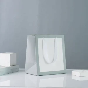 Paper Bag Cardboard Luxury Cosmetic Jewelry Gift Shopping Bag Green Grey Paper Bags With Your Own Logo