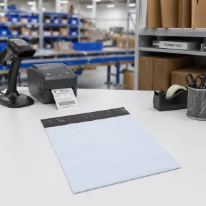 Plain White Poly Mailer Bags Self Seal Waterproof Courier Shipping Bags with Black Adhesive Strip