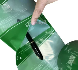 Pre Opened Poly Bags on a Roll PE LDPE Plastic Heat Seal Handle Industrial Use