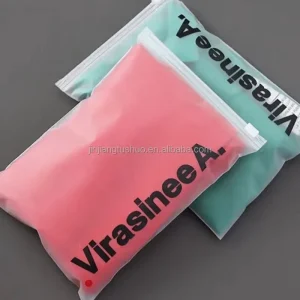 Printed Logo Resealable Poly PE Clothing T-Shirts Bag Custom Frosted Zipper Plastic Packaging Zip Lock Bag for Clothes