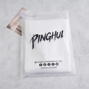 Printed T Shirt Packaging Custom Frosted Zipper Bag With Logo Frosted Zipper Plastic Packaging Bags for Clothes