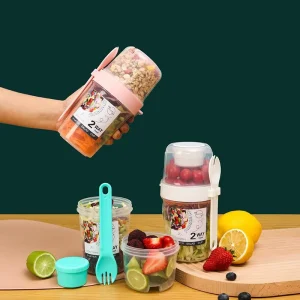 Safe Plastic Breakfast Salad Container Cup Portable Fruit and Vegetable Light Yogurt Bottle With Fork