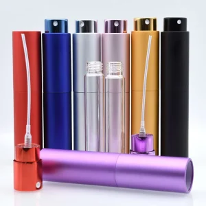 Stock 5ml 8ml 10ml Portable Twist Atomizer Made Matte Plastic Gold Black Refillable Perfume Pump Atomizer Bottle Decanting UV