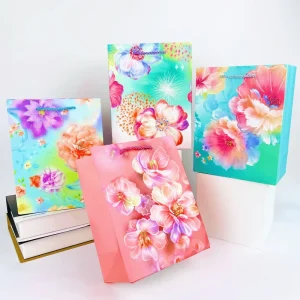 Valentine’s Day Gilded White Card Gift Bag Ivory Board Bags Embossing Screen Printing Lamination Various Sizes Paper Ribbon Logo