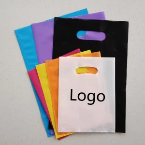 Waterproof Plastic Clothing Packaging Bags with Handle Durable Plastic Shopping Bag for Business