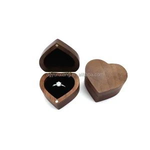 Wedding Love Ring Box Walnut Heart Shaped Wooden Jewelry Storage for Women Elegant Bamboo Box for Earrings Rings Gift Packaging