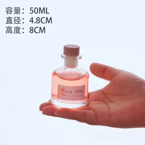 Wine Spirits Liquor Stocked Small Portable 50 ml 100ml Luxury Liquor Whisky Vodka Empty Glass Bottle with Cork Lids